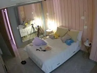Camsoda Sex Cam of voyeurcam-casa-salsa-bedroom-2