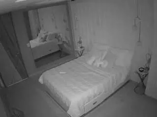 Camsoda Sex Chat of voyeurcam-casa-salsa-bedroom-2