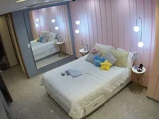 Camsoda Live Sex Cam of voyeurcam-casa-salsa-bedroom-2