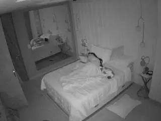Camsoda Free Porn Cam of voyeurcam-casa-salsa-bedroom-2