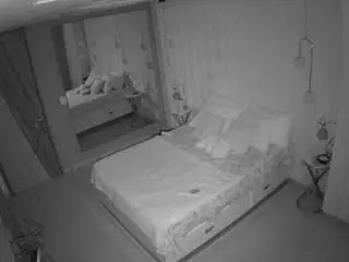 Camsoda Sex Cam of voyeurcam-casa-salsa-bedroom-2
