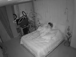 Camsoda Adult Video Chat of voyeurcam-casa-salsa-bedroom-2