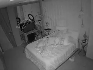 Camsoda Nude Webcam of voyeurcam-casa-salsa-bedroom-2