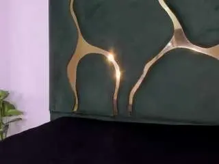 Camsoda Adult Webcam of milapetiteasm