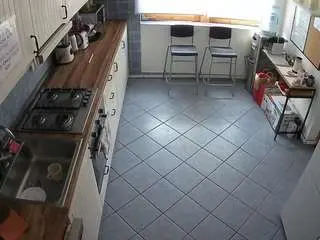 Camsoda Live Sex Cam of voyeurcam-julmodels-kitchen-2