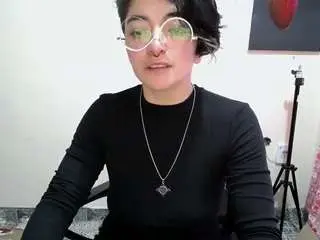 Camsoda Live Sex Cam of cameliasaenz