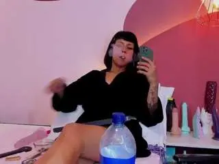 Camsoda Adult Webcam of valkiria-wiine