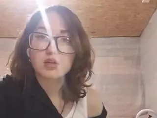 Camsoda Free Live Porn of mimidugal