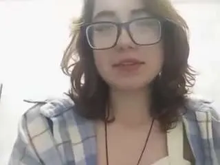 Camsoda Nude Webcam of mimidugal