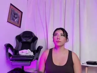 Camsoda Watch Live Sex Cams of emmywilliams