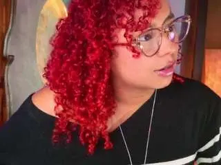Camsoda Live Porn of lara-curly