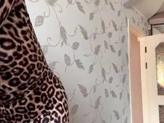 Camsoda Free Porn Cam of carolinwarnick