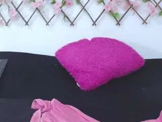 Camsoda Free Live Porn of tiifanny-goomez