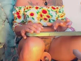 Camsoda Live Sex Cam of khiara-moretti