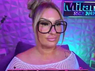 Camsoda Best live sex cam show of tamaramilano