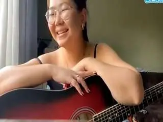 Camsoda Nude Webcam of clarinefranzoni