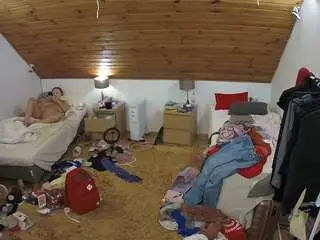 Camsoda Watch Live Sex Cams of voyeurcam-julmodels-whitebed-3