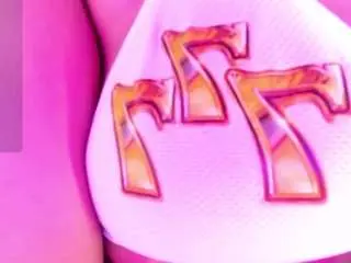 Camsoda Nude Webcam of sarayy-jones