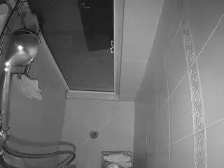 Camsoda Adult Webcam of voyeurcam-baileybase-shower