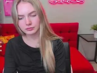 Camsoda Watch Live Sex Cams of evelineamore
