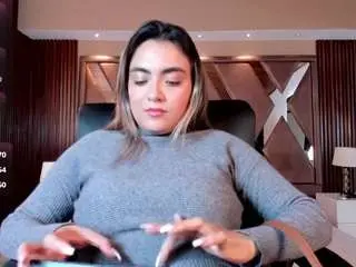 Camsoda Adult Video Chat of isabellaa-joness