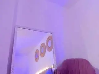 Camsoda Sex Cam of isabella-monroe