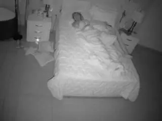 Camsoda Live Sex Cam of voyeurcam-casa-salsa-bedroom-6