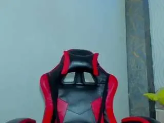 Camsoda Free Porn Cam of raven-rouge