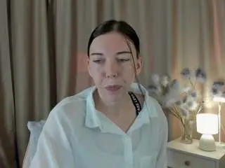 Camsoda Nude Webcam of sandra-rosss