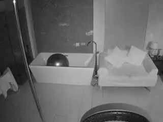 Camsoda Live Sex Cam of voyeurcam-casa-salsa-bathroom-3