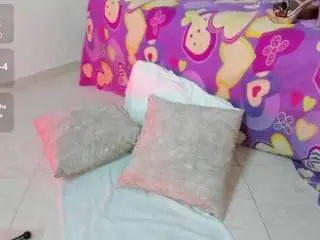Camsoda Nude Webcam of zully-28