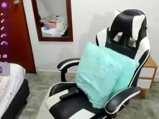 Camsoda Sex Cam of aida-hadid
