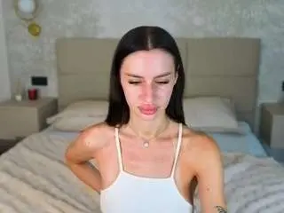 Camsoda Nude Webcam of snowwhiteee