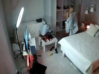 Camsoda Nude Webcam of voyeurcam-casa-salsa-bedroom-12