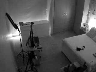 Camsoda Live Sex of voyeurcam-casa-salsa-bedroom-12