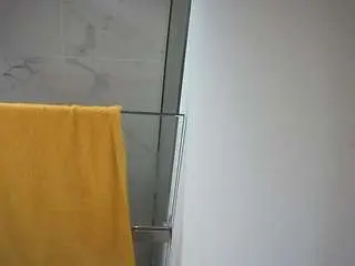 Camsoda Private Sex Chat of voyeurcam-casa-salsa-bathroom-7