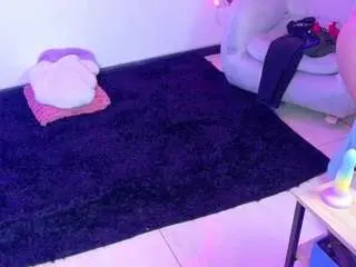 Camsoda Free Live Porn of naomiievans
