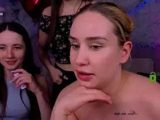 Camsoda Adult Video Chat of bella-dorn