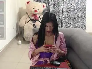 Camsoda Free Live Porn of jimenna-slim