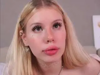 Camsoda Watch Live Sex Cams of quennabattersby
