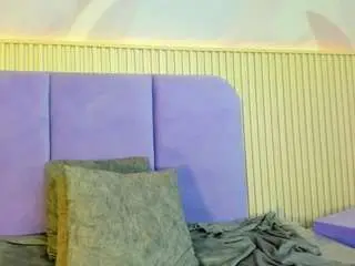 Camsoda Free Porn Cam of sweetloove26