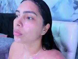 Camsoda Live Sex of evelinn-belen