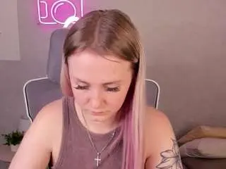 Camsoda Free Porn Cam of elsa-roberts
