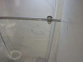 Camsoda Private Sex Chat of voyeurcam-casa-salsa-bathroom-9