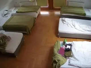 Camsoda Sex Chat of voyeurcam-julmodels-bed-6
