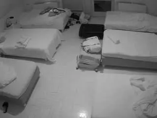 Camsoda Sex Chat of voyeurcam-julmodels-bed-6
