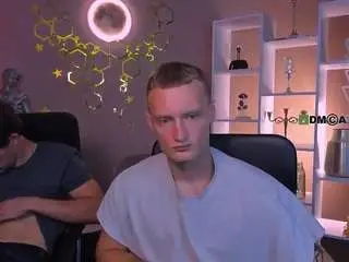 Camsoda Live Sex Cam of mike-crist1