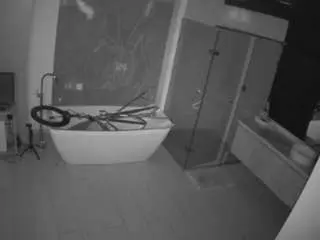 Camsoda Live Sex Cam of voyeurcam-casa-salsa-bathroom-4