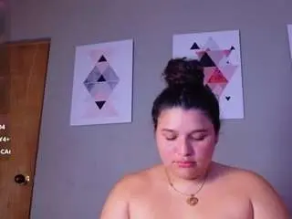 Camsoda Nude Webcam of chubbykinkyygirl