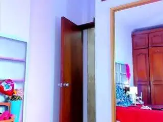 Camsoda Nude Webcam of lovely-nicki